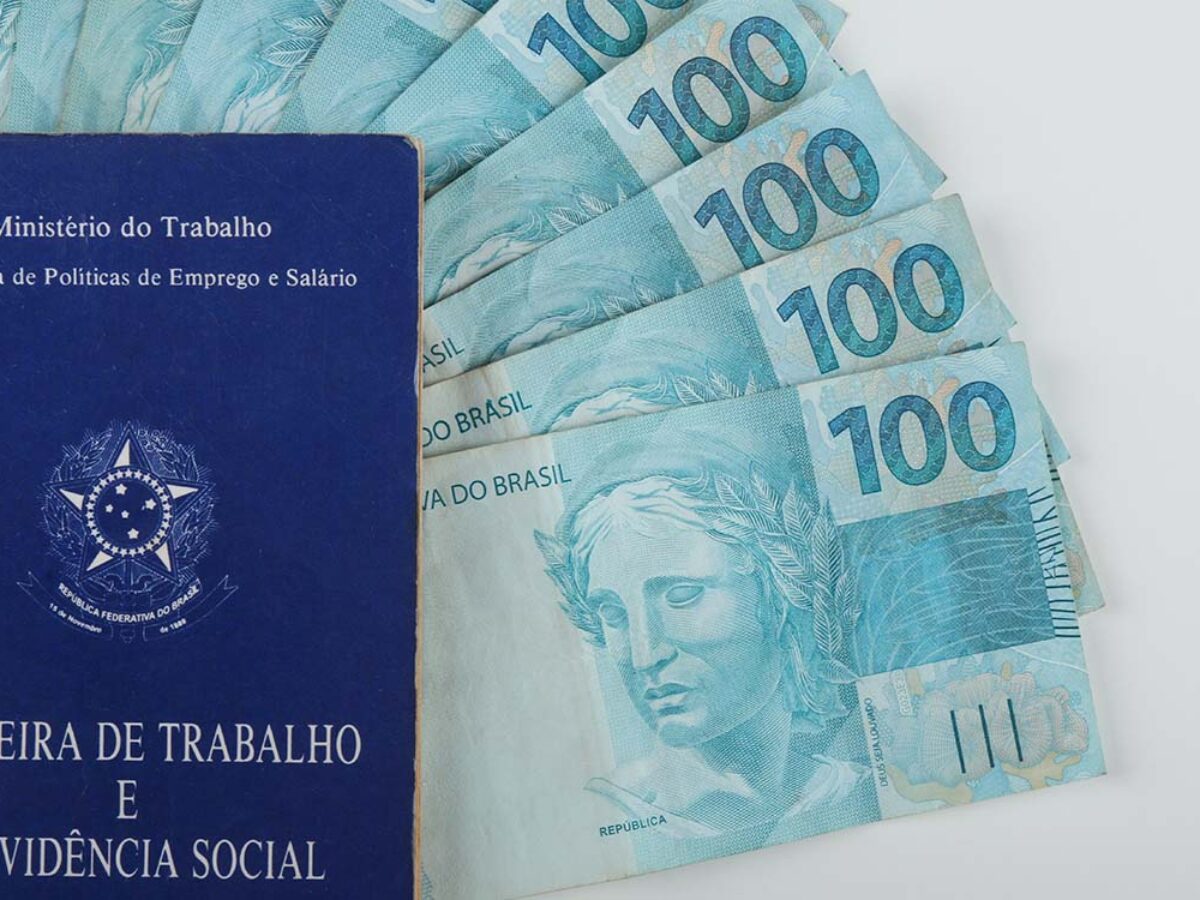 Read more about the article Trabalhadores já estão contando os dias para receber o 13º salário